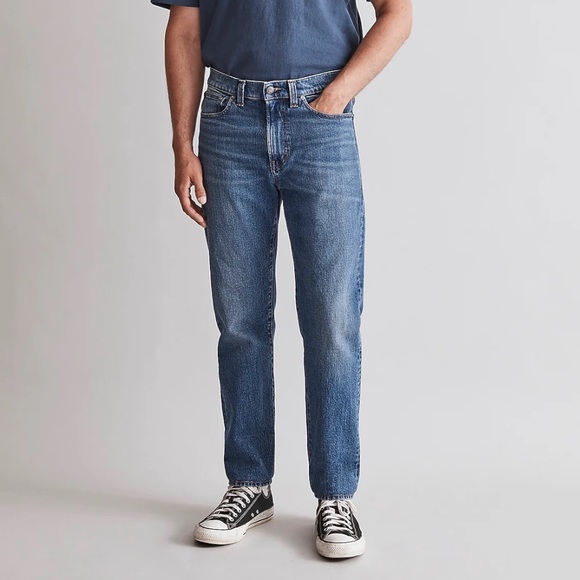 Madewell Other - MADEWELL RELAXED TAPER JEANS IN BANWELL WASH NWT